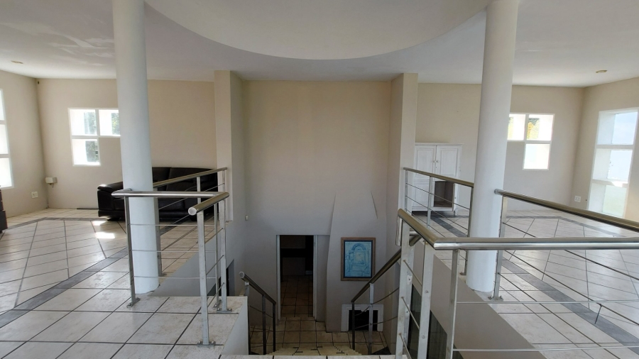9 Bedroom Property for Sale in Montclair Western Cape